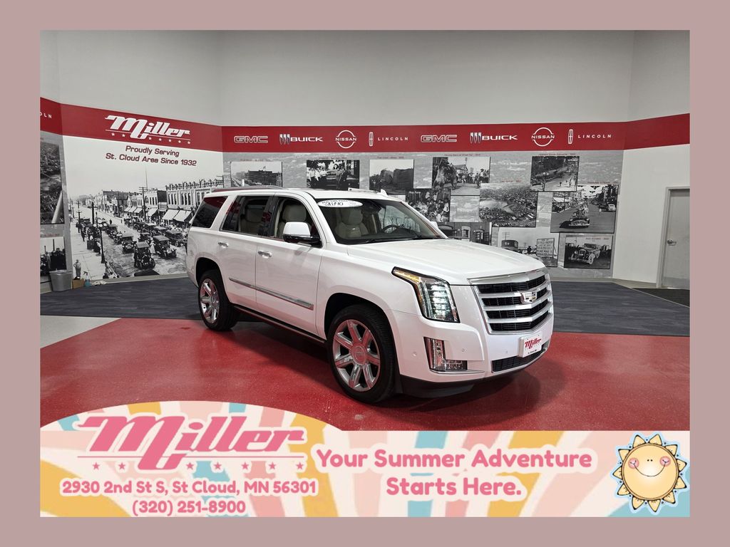  2018 Cadillac Escalade Premium Luxury 4WD   