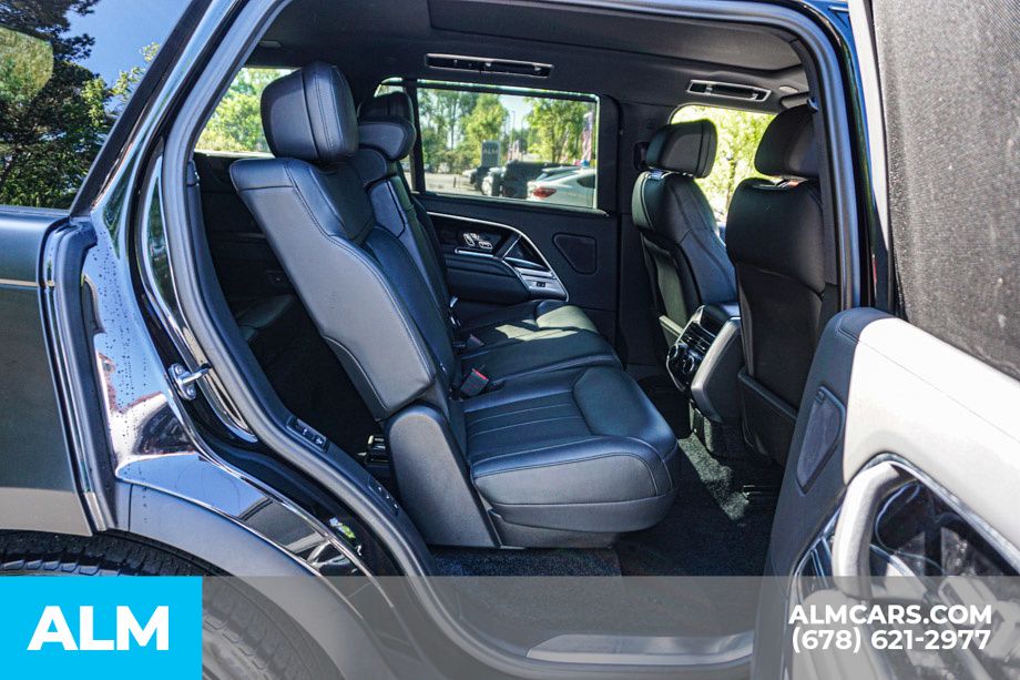 Used 2024 Black Land Rover SE image 24