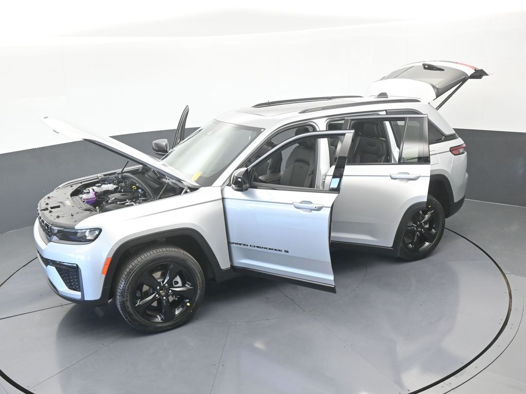 New 2026 Silver Zynith Jeep Limited image 59