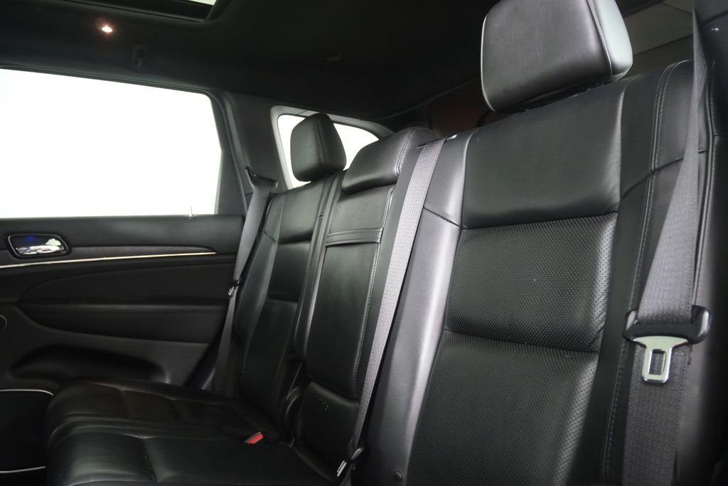 Thumbnail: 2020 Jeep Grand Cherokee - 10