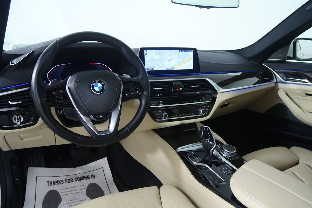 Thumbnail: 2020 BMW 5 Series - 20