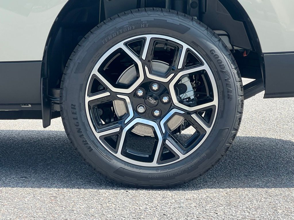 2025 Ford Maverick Lariat Beige at Walterboro Ford