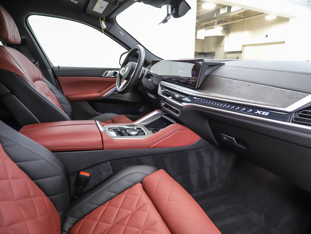 Thumbnail: 2024 BMW X6 - 30