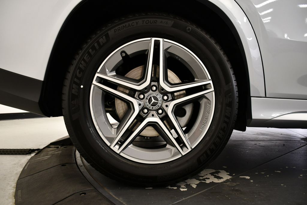 Thumbnail: 2026 Mercedes-Benz GLE - 15