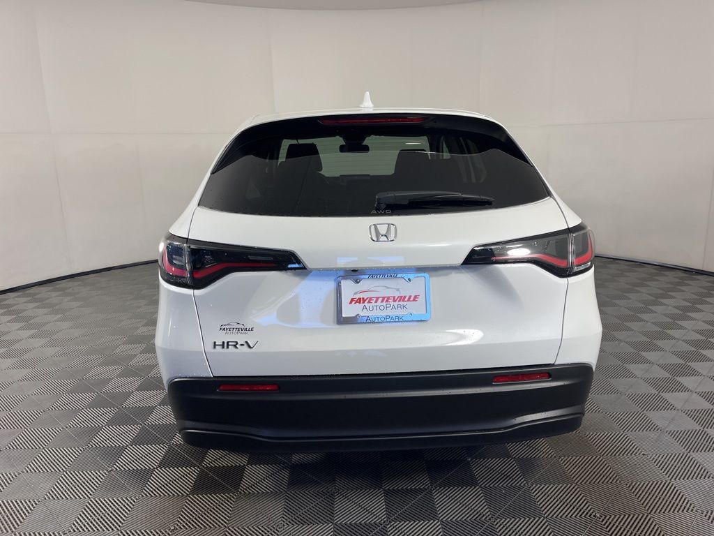 Thumbnail: 2026 Honda HR-V - 4