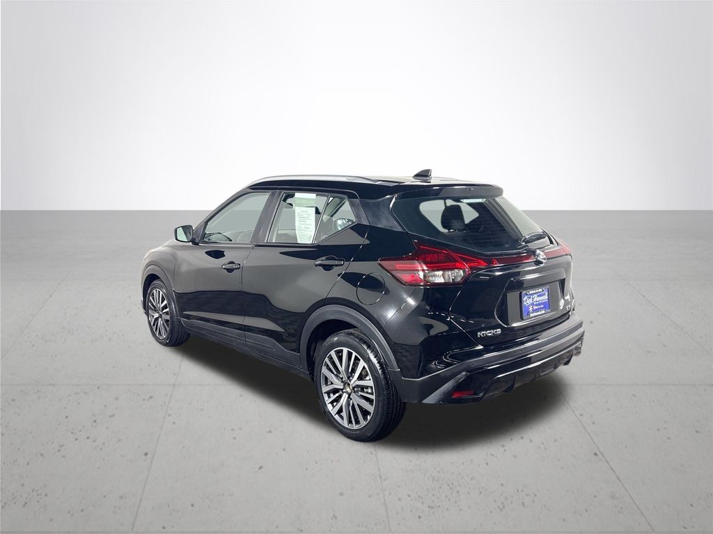 2021 Nissan Kicks SV