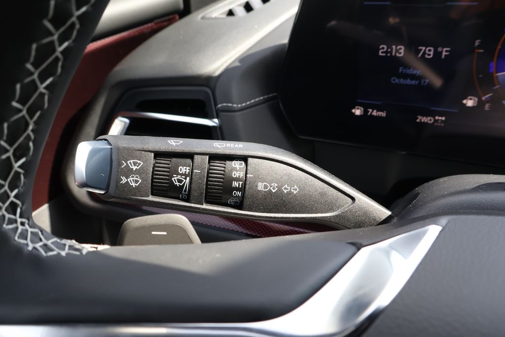 Thumbnail: 2026 Chevrolet Traverse - 25