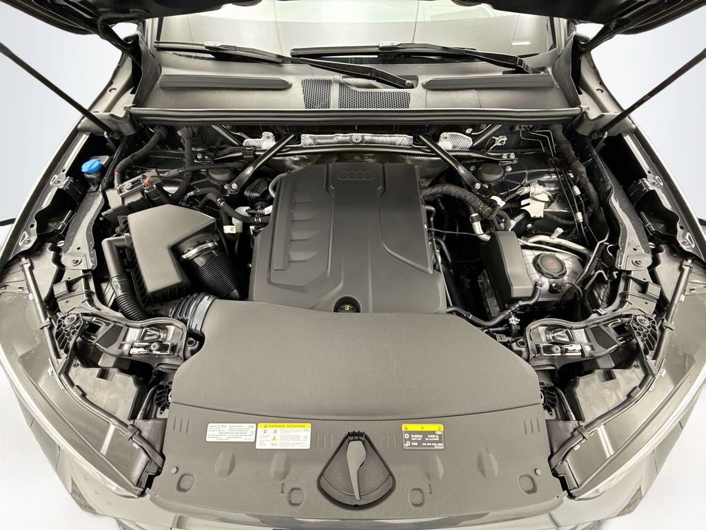 Thumbnail: 2025 Audi Q5 - 29