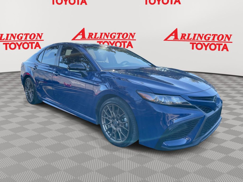 2024 Toyota Camry SE Nightshade's photo