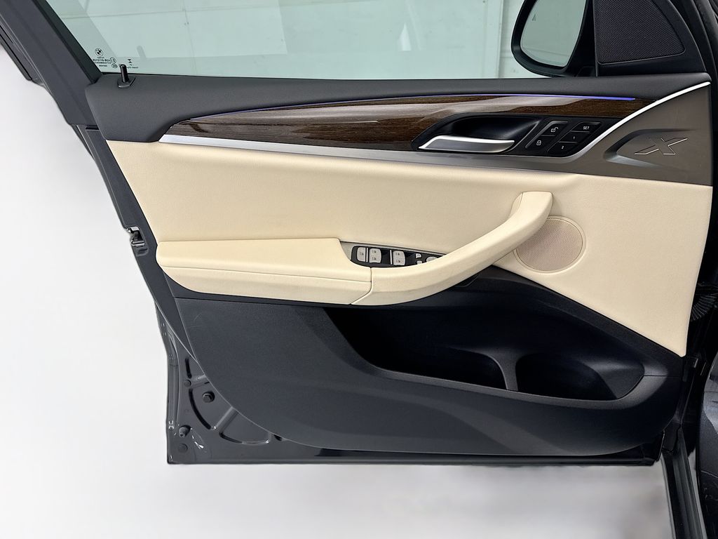 Thumbnail: 2023 BMW X3 - 23