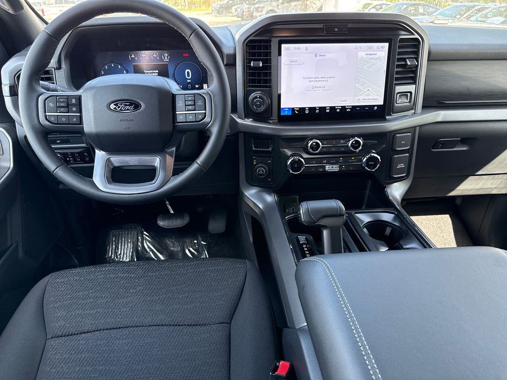 New 2026 White Ford XLT image 5