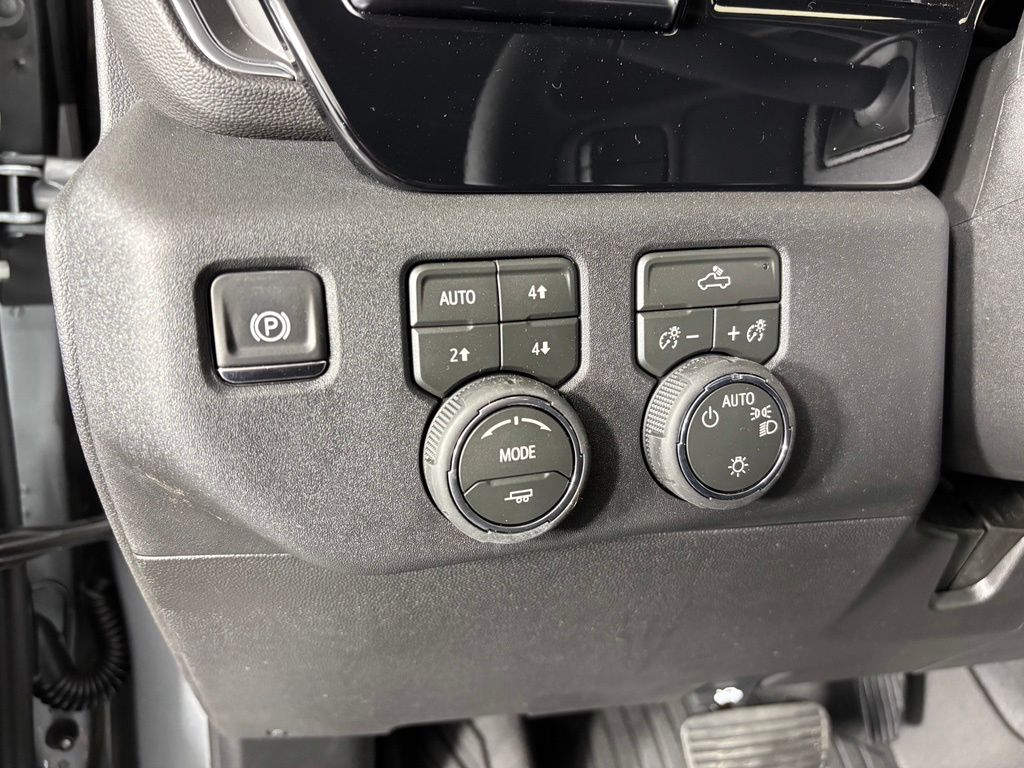 Thumbnail: 2026 Chevrolet Silverado 1500 - 29