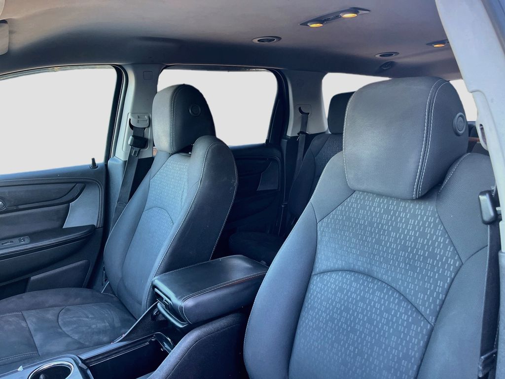 Used 2016 Black GMC SLE-1 image 19