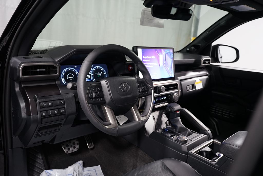 Thumbnail: 2025 Toyota 4Runner - 12