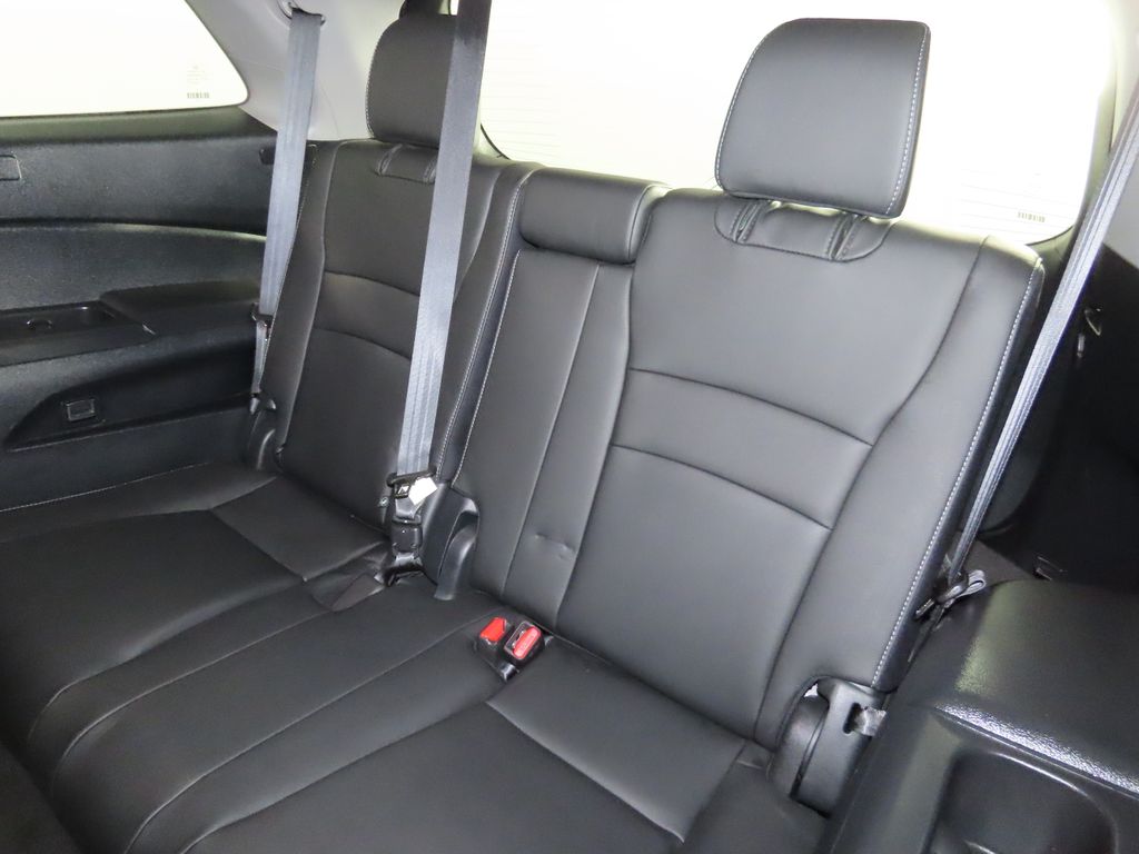 2022 Honda Pilot EX-L 23