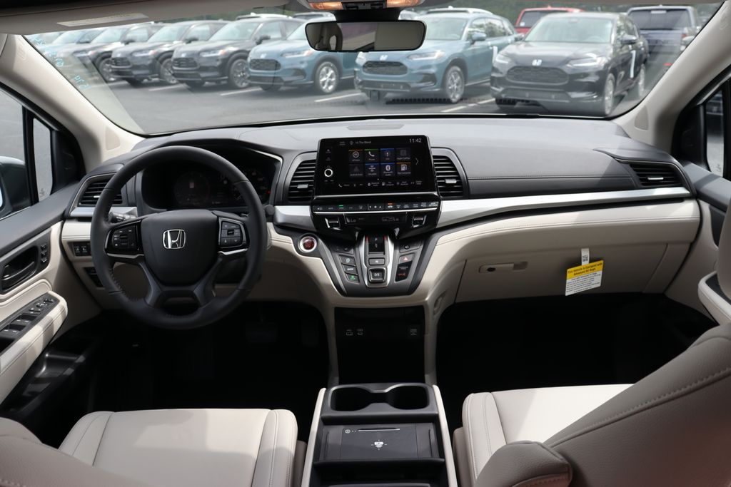 2025 Honda Odyssey EX-L 18