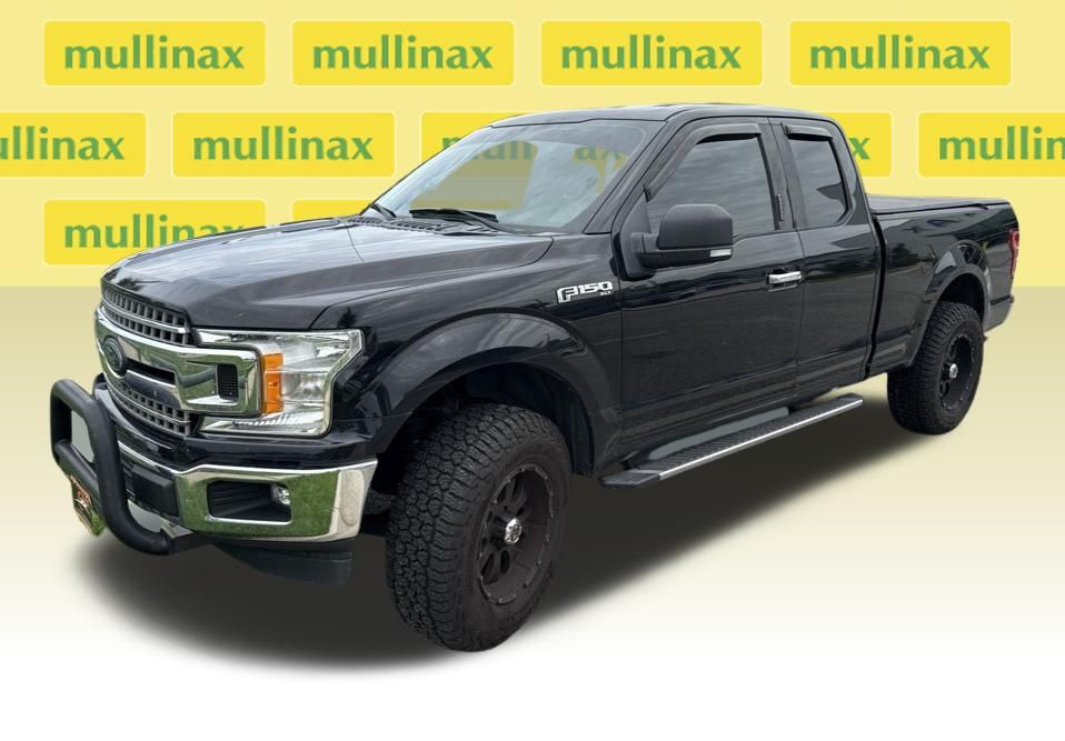 Used 2018 Black Ford XLT image 2