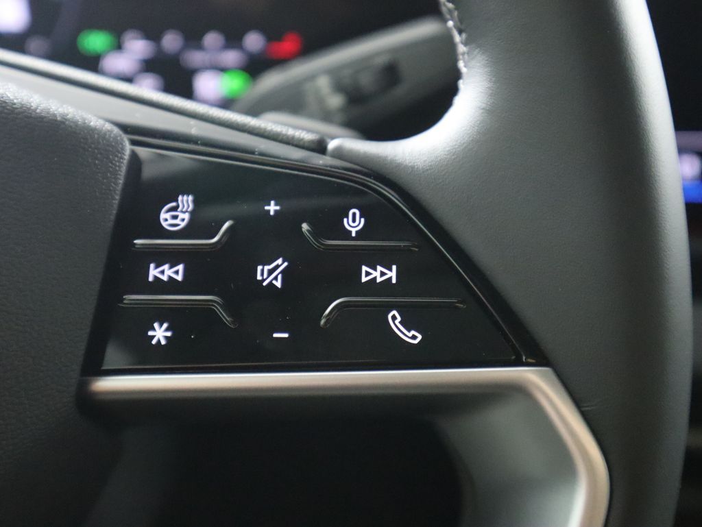 Thumbnail: 2025 Audi A5 - 13