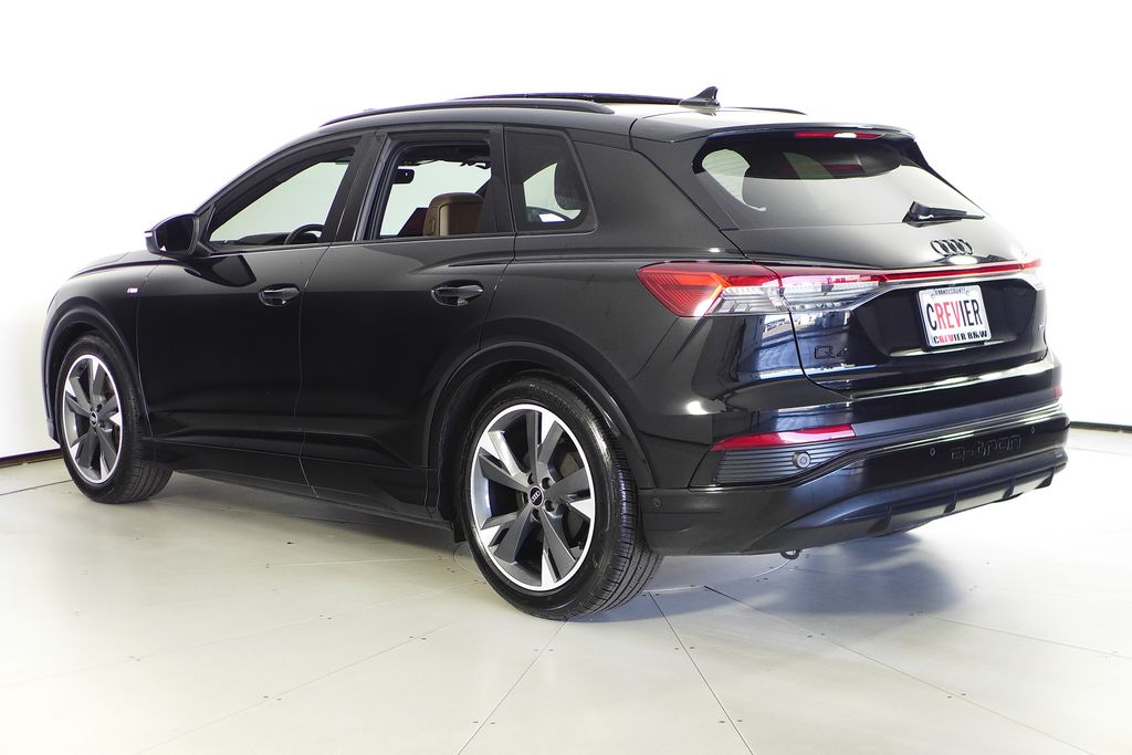 Thumbnail: 2024 Audi Q4 e-tron - 9