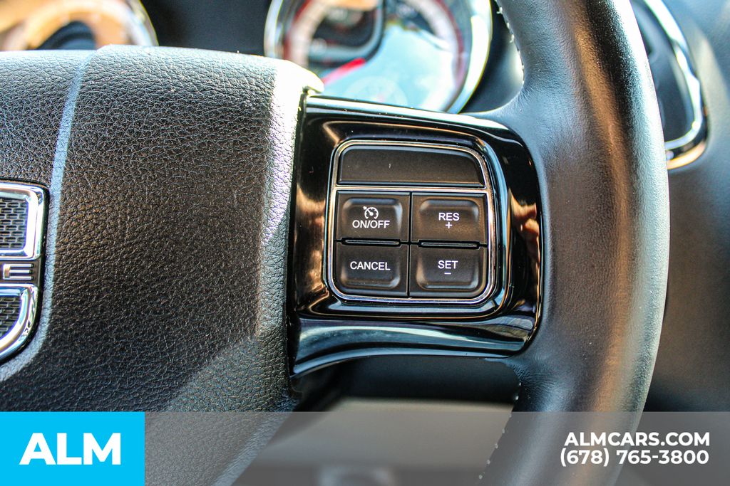 Used 2017 Silver Dodge SXT image 26