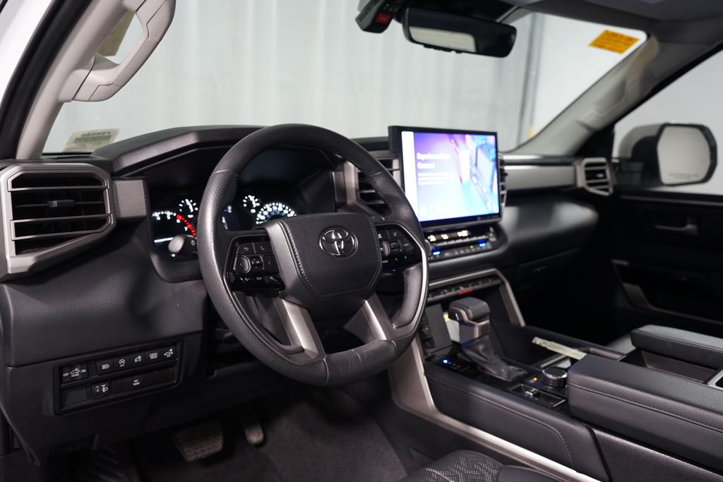 Thumbnail: 2023 Toyota Tundra - 7