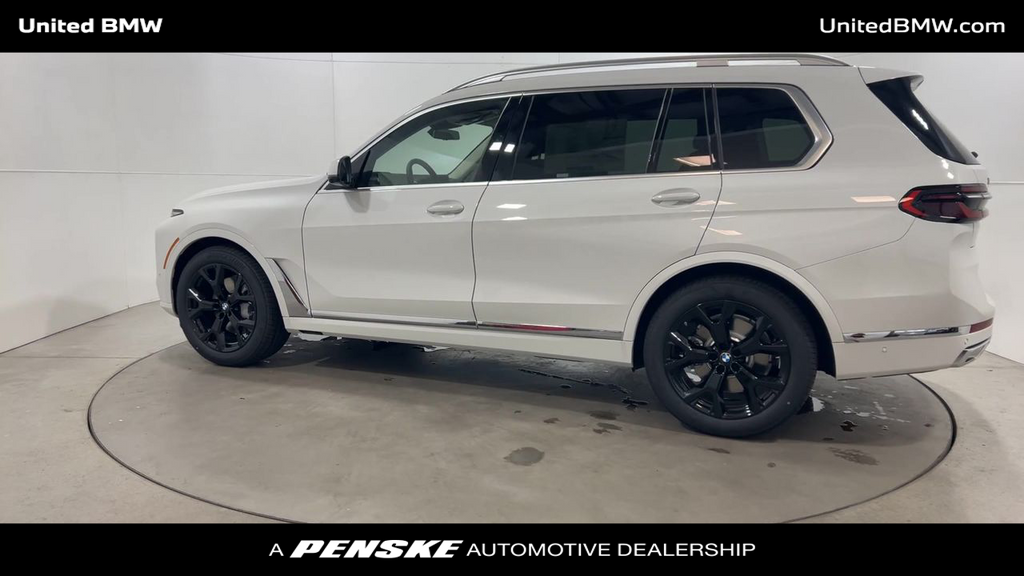 2025 BMW X7 xDrive40i 6