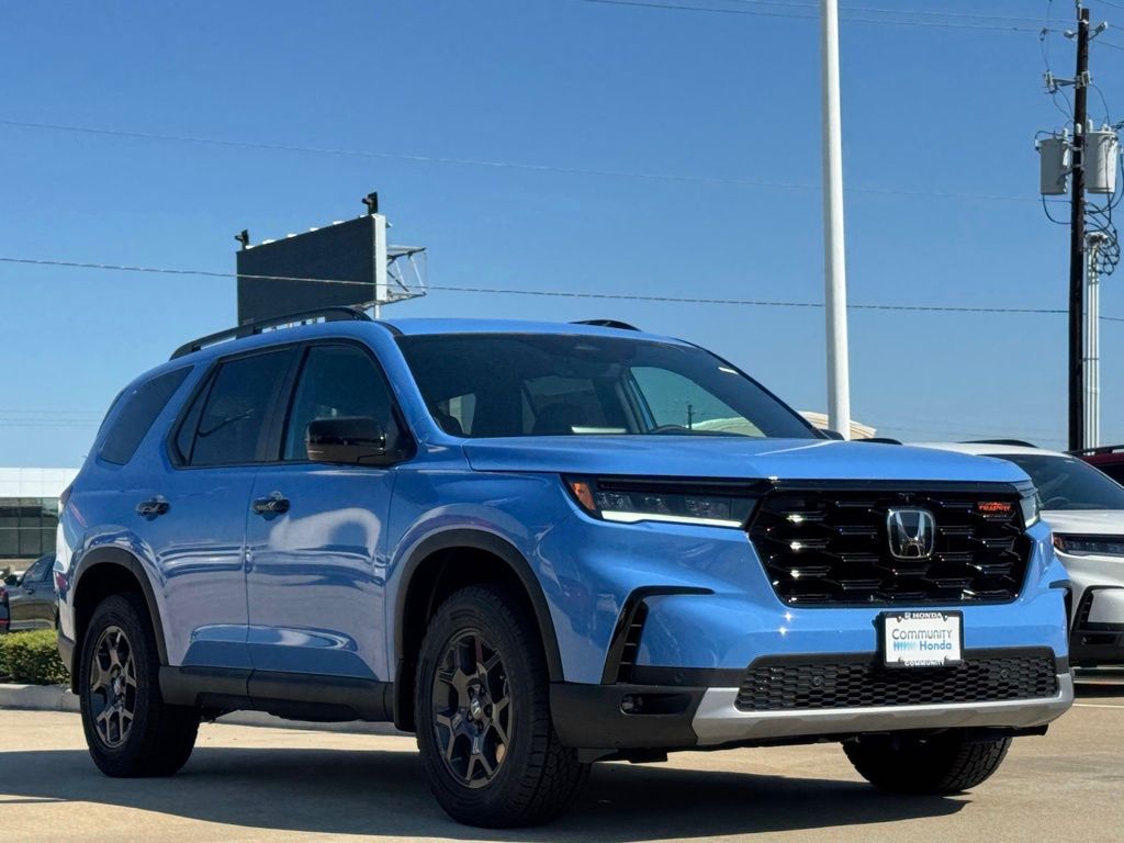2025 Honda Pilot TrailSport Blue at Community Honda
