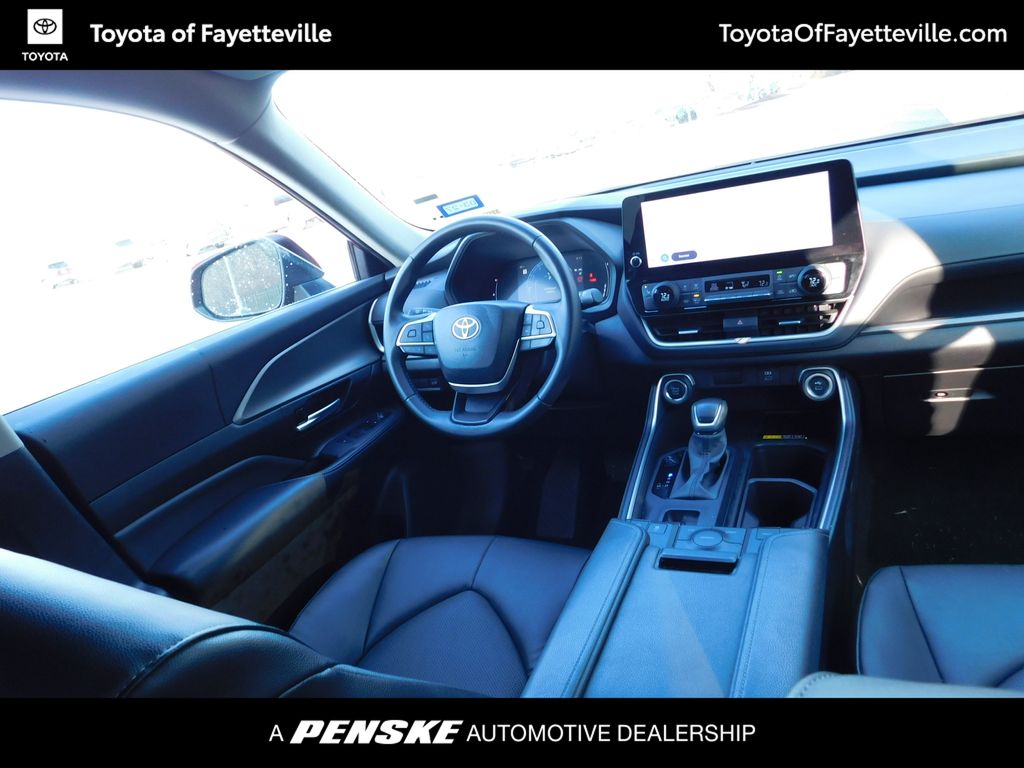 Thumbnail: 2025 Toyota Grand Highlander - 3