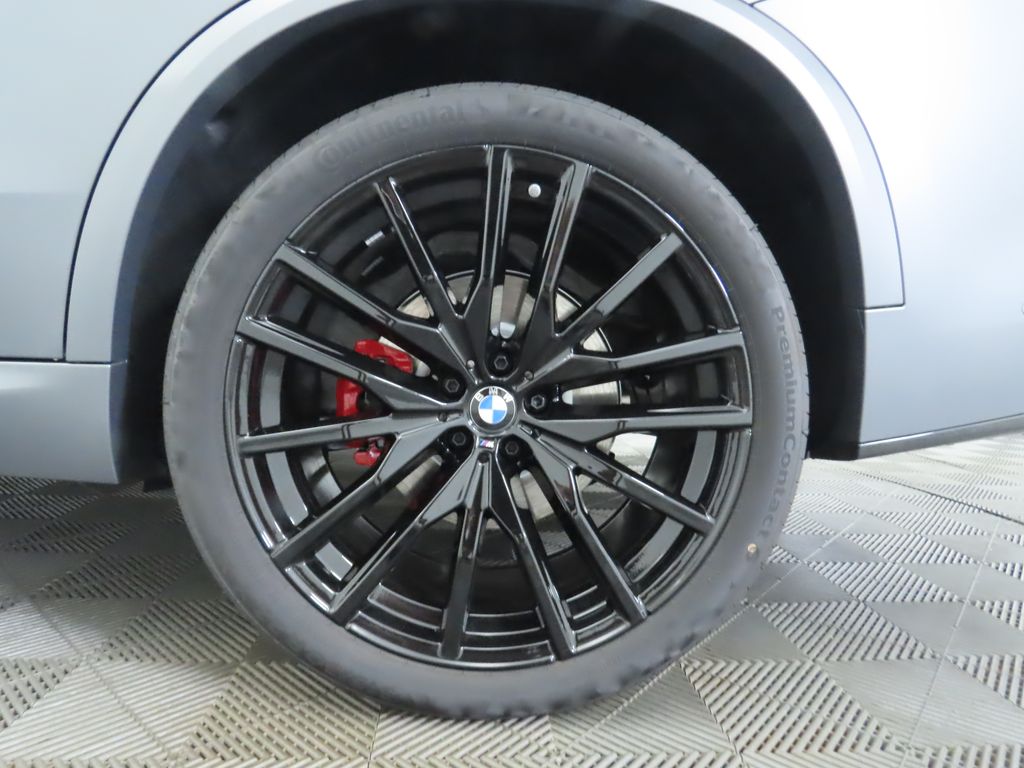 Thumbnail: 2026 BMW X5 - 32