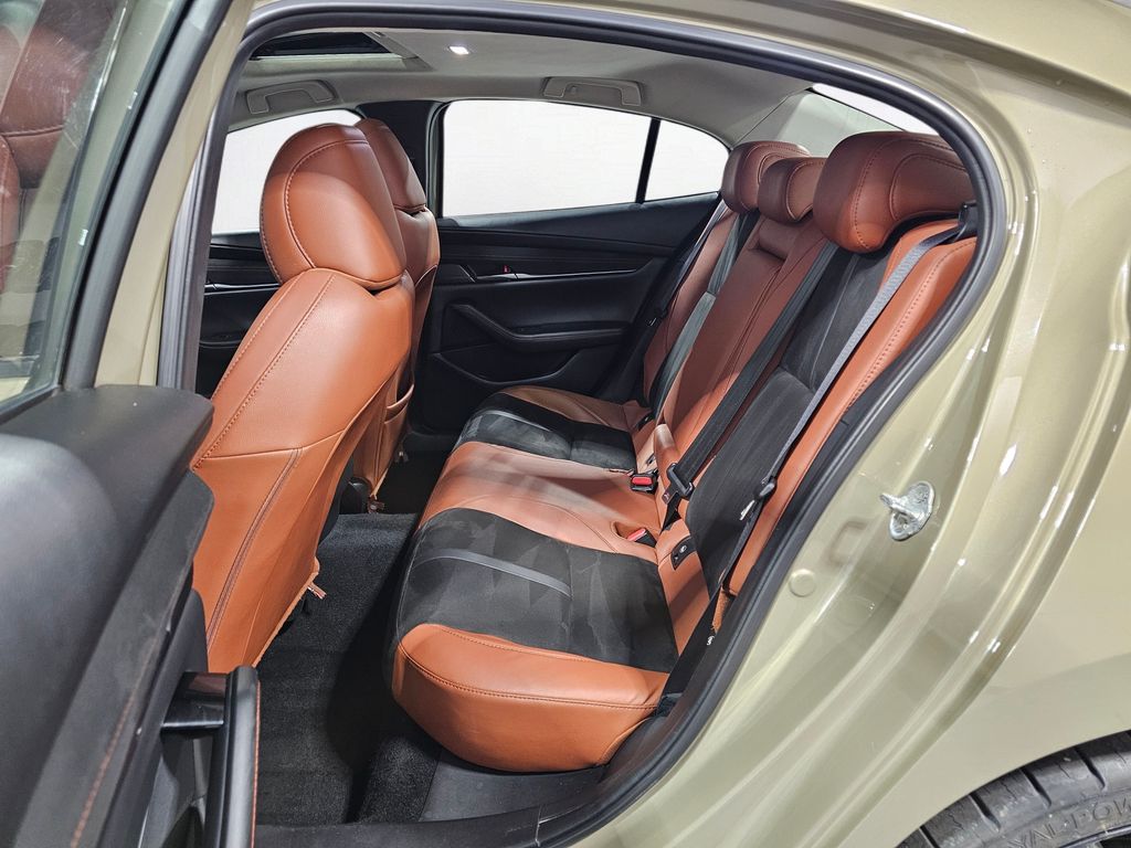 Used 2024  Mazda 2.5 Carbon Turbo image 18