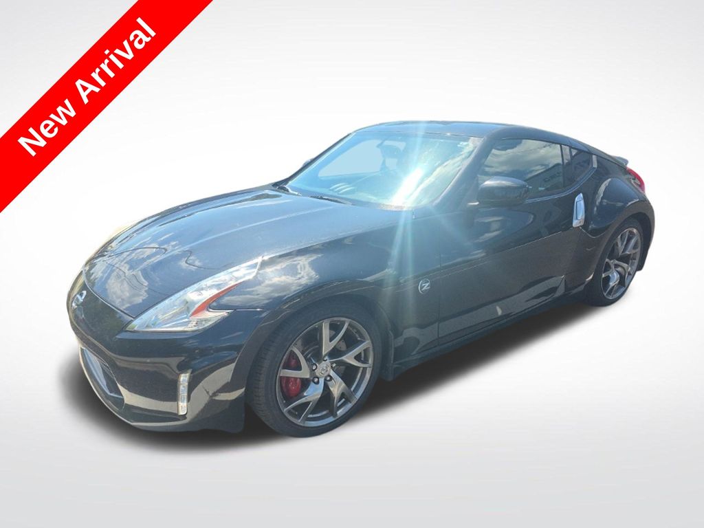 Gray (Magnetic Black Metallic) 2015 Nissan 370Z Coupe Rear-Wheel Drive 6-Speed Manual