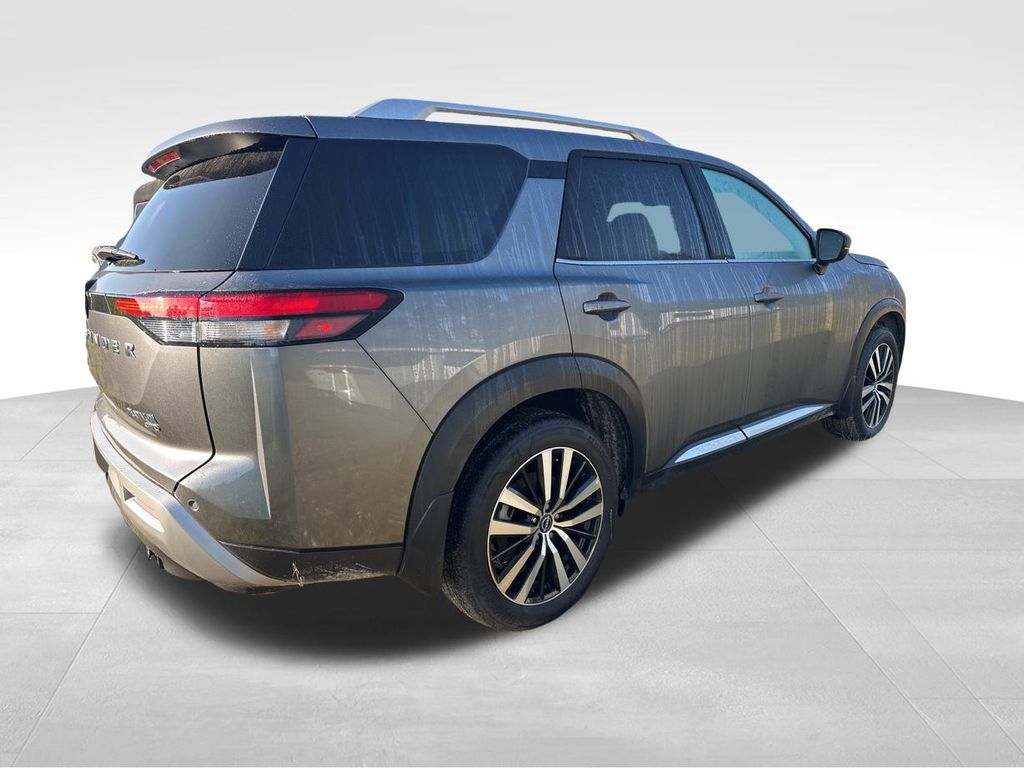 2024 Gun Metallic Nissan Pathfinder Platinum 4X4 SUV