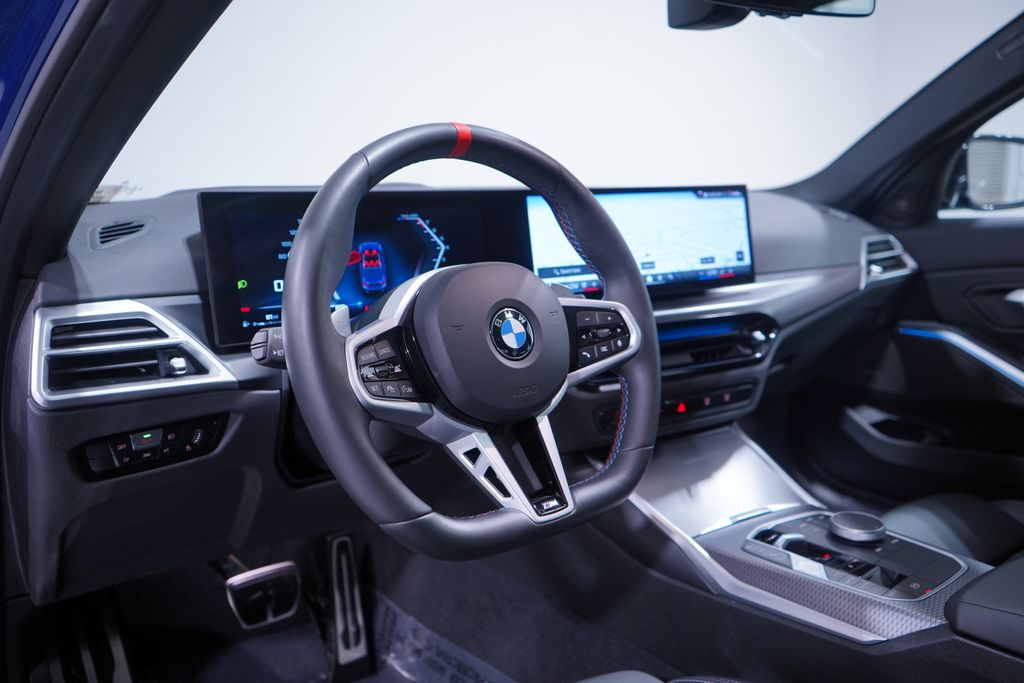 Thumbnail: 2025 BMW 3 Series - 6