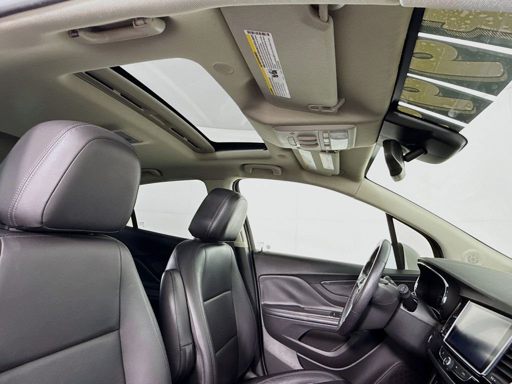 Thumbnail: 2019 Buick Encore - 18