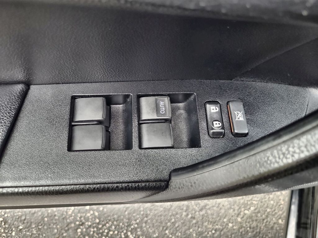 2014 Toyota Corolla S 11