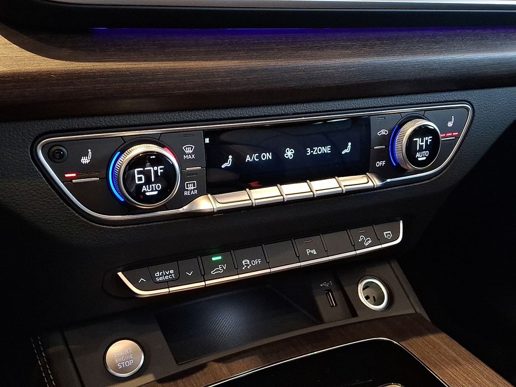 2025 Audi Q5  12