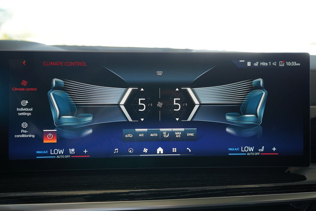 Thumbnail: 2026 BMW X7 - 18