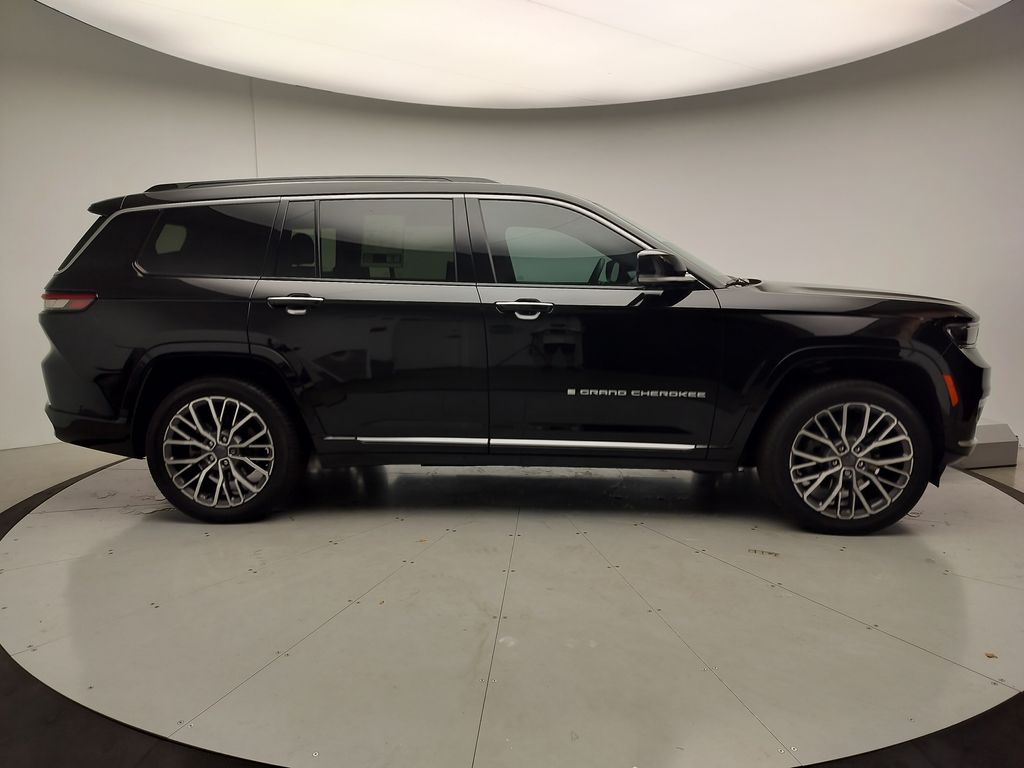 Thumbnail: 2024 Jeep Grand Cherokee L - 4