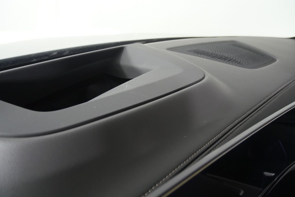 Thumbnail: 2026 BMW X5 - 19