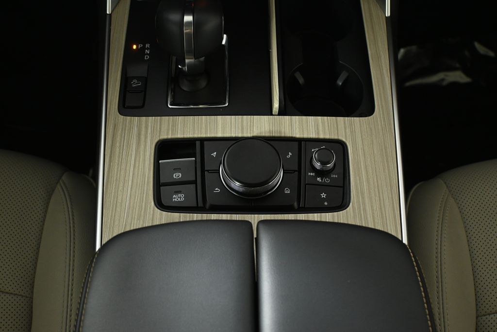 Thumbnail: 2025 Mazda CX-90 - 24