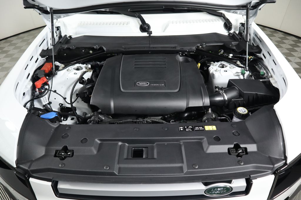 Thumbnail: 2025 Land Rover Defender - 29