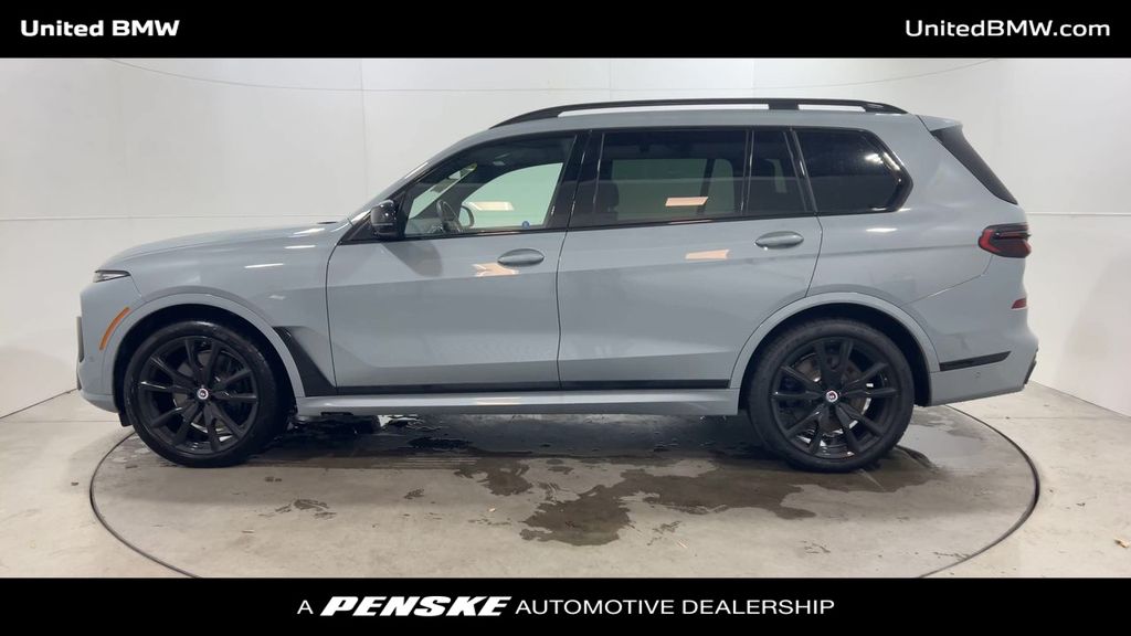 2023 BMW X7 M60i 5