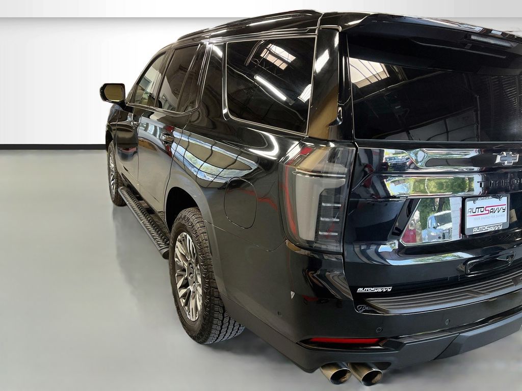 Used 2025 Black Chevrolet Z71 image 5