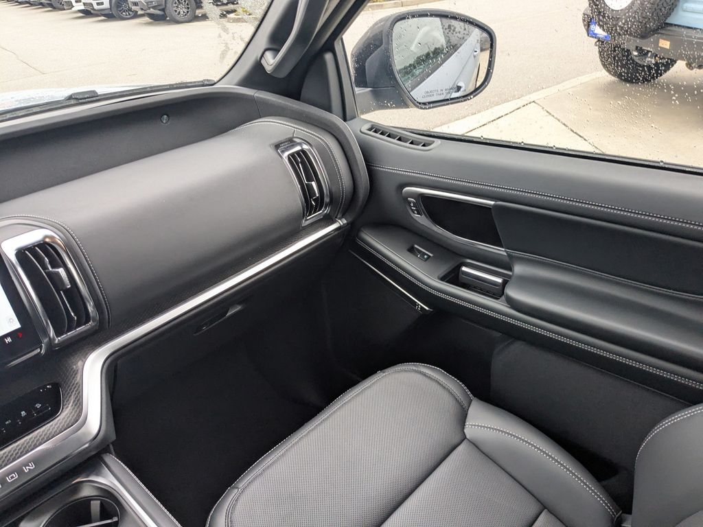 2026 Ford Expedition Max Platinum MAX