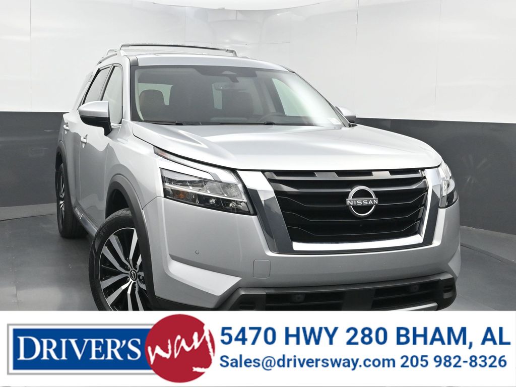2023 Nissan Pathfinder Platinum 4WD