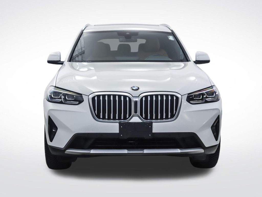 Thumbnail: 2022 BMW X3 - 8