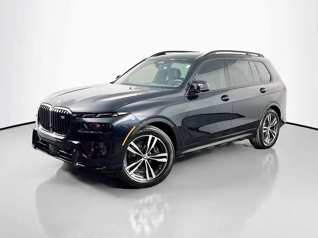 2025 BMW X7 M60i AWD