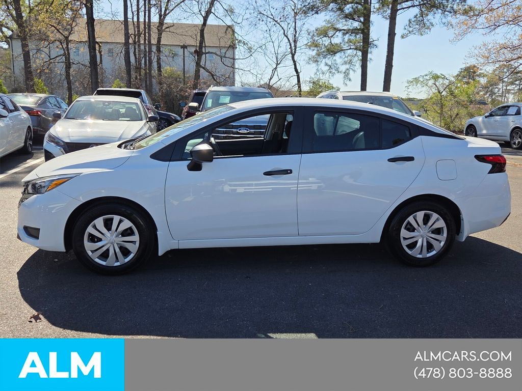 Used 2025 White Nissan 1.6 S image 3