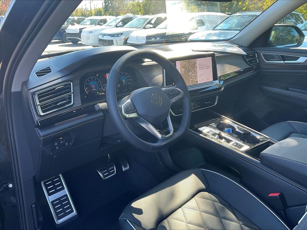 2026 Volkswagen Atlas — photo 9