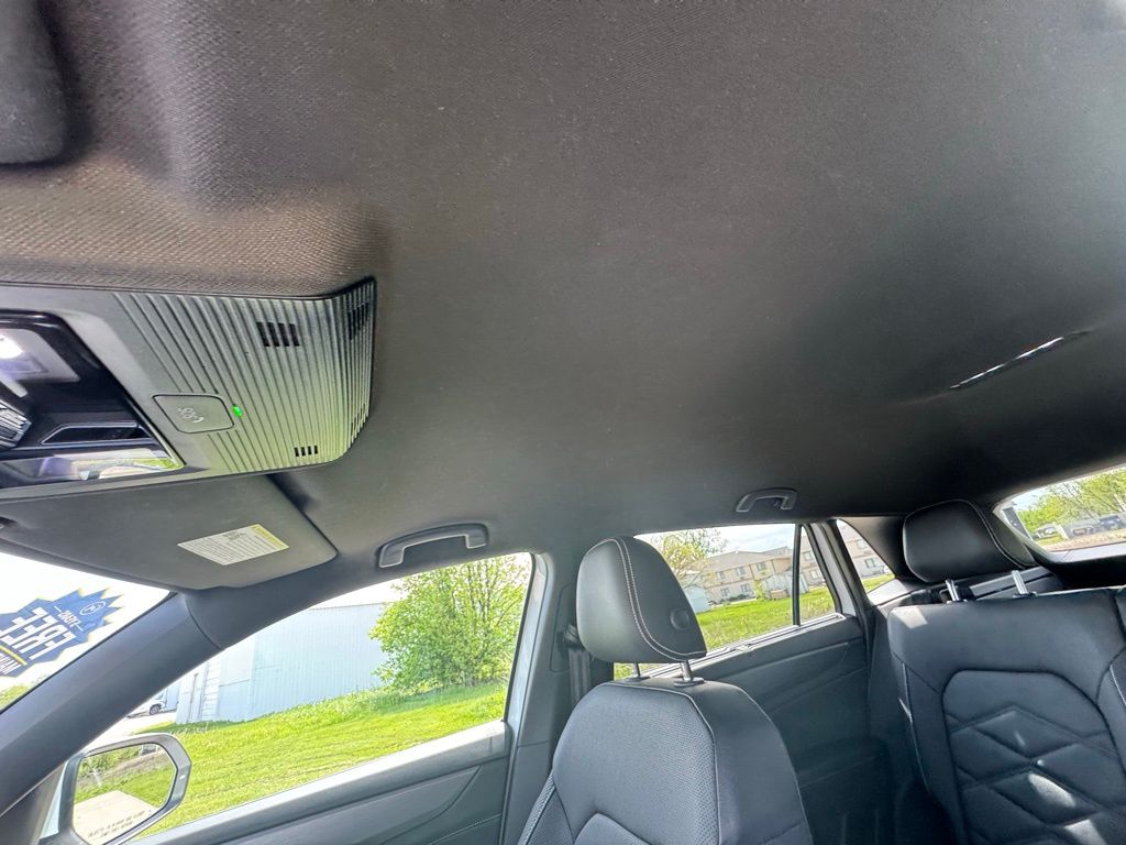 Used 2025 Volkswagen Atlas Cross Sport SUV